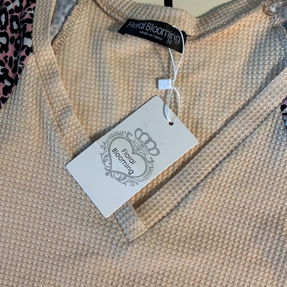 Multi pattern shirt - Picture 6 of 6